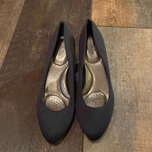 Abella heels size 8